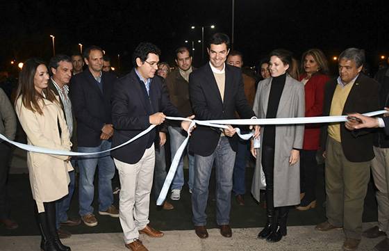 En Rosario de la Frontera Urtubey inauguró obras de pavimento e iluminación