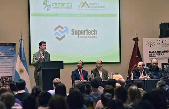 El Gobernador inauguró el Seminario de la Construcción con Madera y Diseño