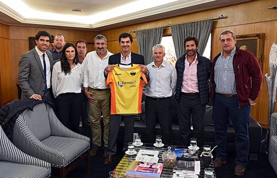 Urtubey se reunió con exjugadores de rugby que realizan proyecto sociodeportivo en unidades carcelarias