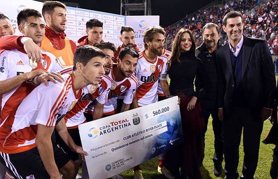 Más de 20 mil espectadores disfrutaron del triunfo de River en Salta