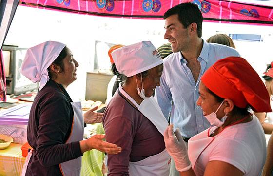 Urtubey saludó a concursantes de la Fiesta de la Empanada Salteña