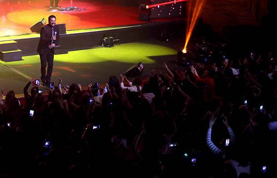 Urtubey presenció el show de Jorge Rojas por sus 10 años como solista