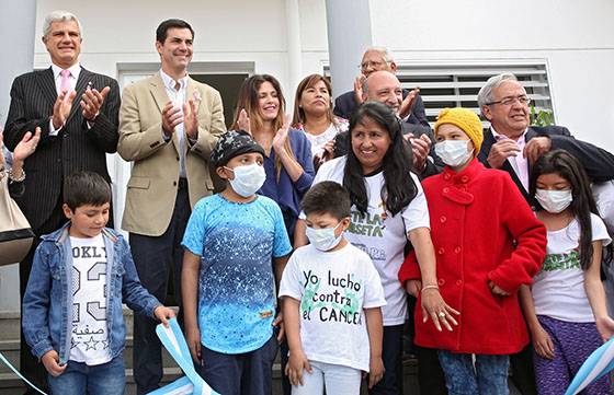 Urtubey inauguró una moderna sala de oncohematología en el Hospital Público Materno Infantil