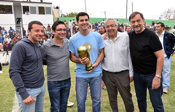 Los campeones del mundo en México ‘86 participaron en el lanzamiento del Fútbol de los Barrios