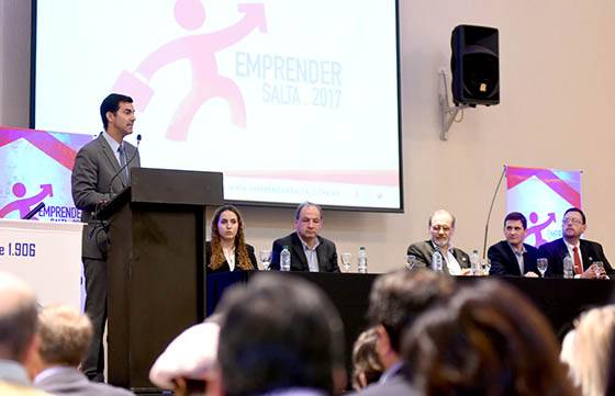 Urtubey instó a los jóvenes a desarrollar la voluntad creadora y la innovación