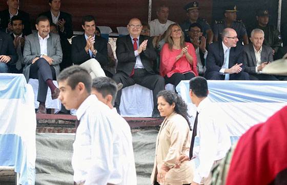 Urtubey acompañó al pueblo de Embarcación en el 106 aniversario de su fundación