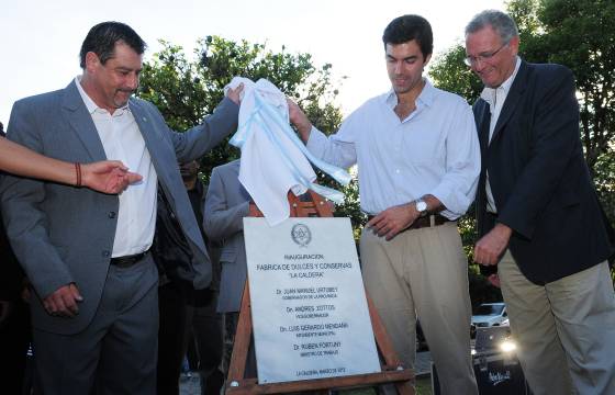 En La Caldera se inauguró una fábrica de dulces que empleará a 20 mujeres del lugar