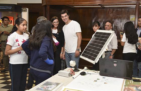 Urtubey recorrió la primera Expo de Educación y Trabajo