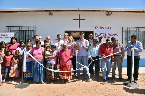 Urtubey inauguró el puesto sanitario de Pacará, en Tartagal