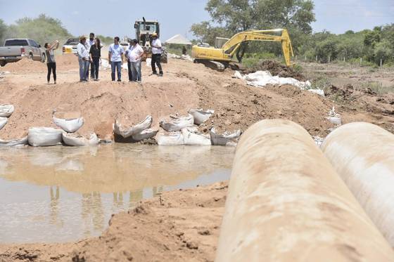 El Gobernador supervisó los trabajos que se realizan en la ruta 54