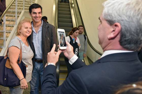 El gobernador Urtubey recibió a los primeros turistas del fin de semana largo por Semana Santa