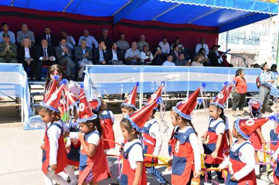 Urtubey acompañó a los vecinos de Pichanal en su fiesta patronal y fundacional