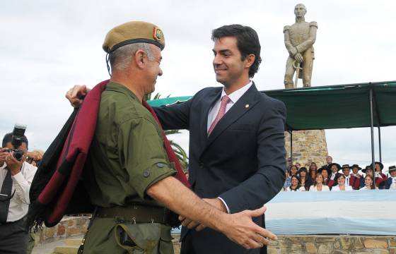 Asumió el nuevo comandante de la V Brigada de Montaña