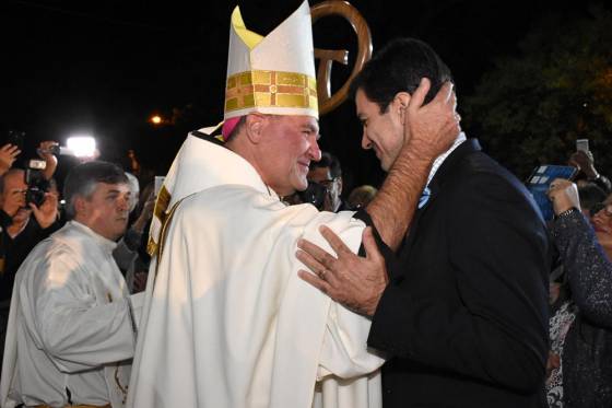 El gobernador Urtubey participó en la consagración episcopal del nuevo obispo de la Diócesis de Orán