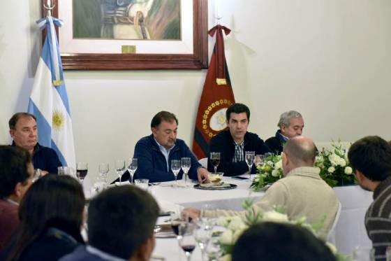 Urtubey se reunió con diputados provinciales