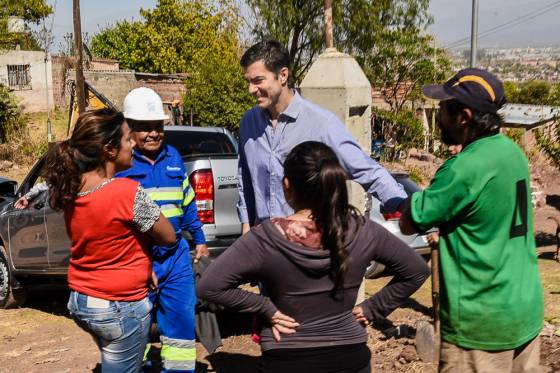 Urtubey inauguró el sistema de agua potable en Floresta que beneficia a miles de salteños