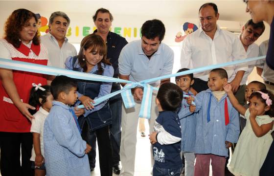 Niños de 3 y 4 años de Pichanal tienen un exclusivo edificio de nivel inicial.