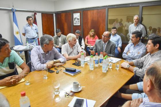 Gobierno provincial y nueve municipios norteños trabajan con un consorcio de obras públicas