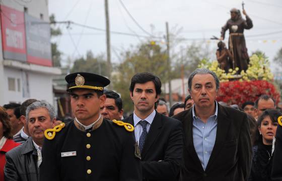 Urtubey compartió con el pueblo de El Galpón la fiesta patronal en honor a San Francisco Solano.