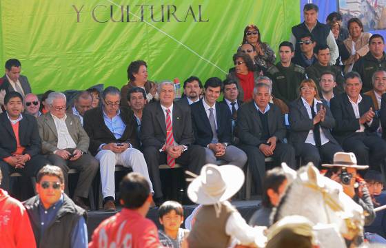 Urtubey encabezó la fiesta patronal de Joaquín V. González.