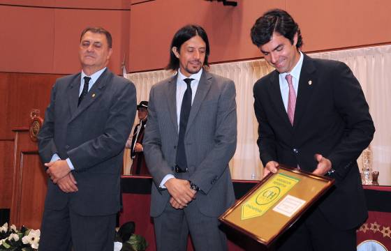 Urtubey entregó terrenos para proyectos recreativos, deportivos y turísticos de instituciones salteñas.