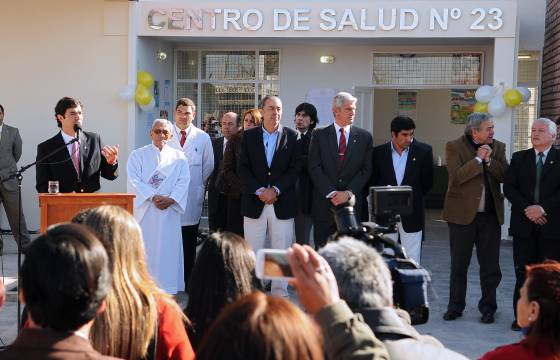 El Gobierno inauguró un centro de salud para 20.000 vecinos de San Lorenzo.