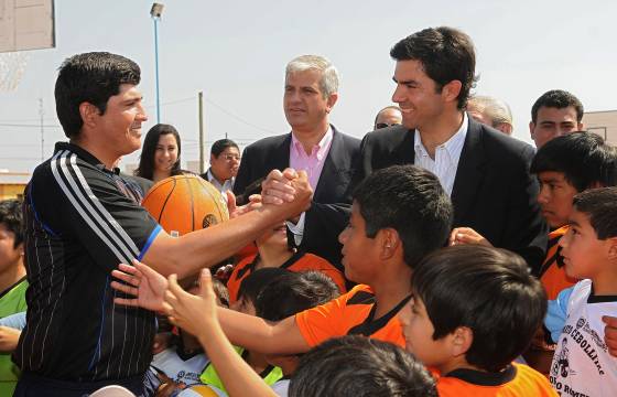 Urtubey inauguró importantes obras de infraestructura educativa en Mollinedo.