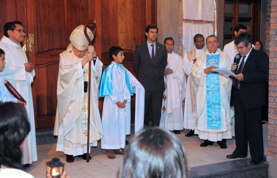 Urtubey acompañó a la comunidad de Villa Palacios en la inauguración de su Vicaría.