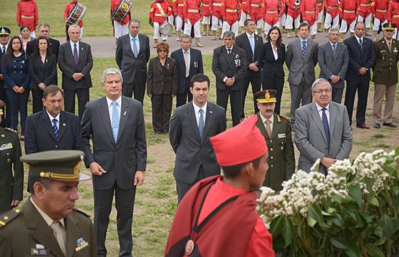 Con un emotivo acto homenajearon a los veteranos y caídos en la guerra de Malvinas