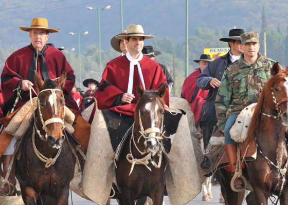 Urtubey encabezó los actos en homenaje al General Güemes 