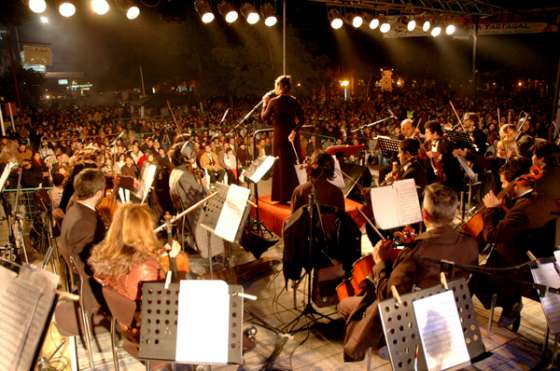 La Orquesta Sinfónica celebró con un concierto el 85° aniversario de Tartagal 