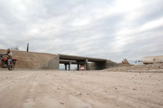 La autopista sureste tiene un avance del 35 %