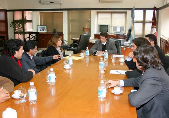 La Federación de Centros Vecinales en la agenda gubernamental