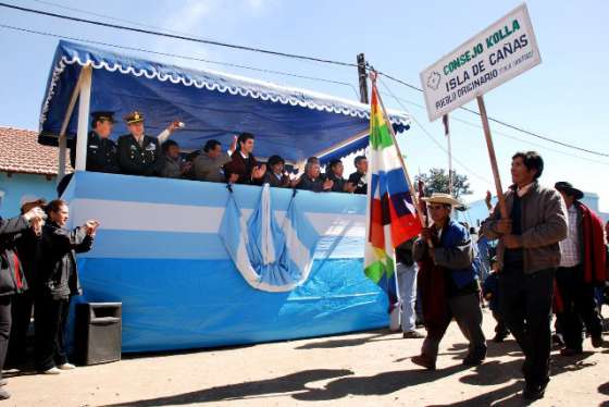 El gobernador Urtubey participó  de las fiestas patronales de Isla de Cañas 