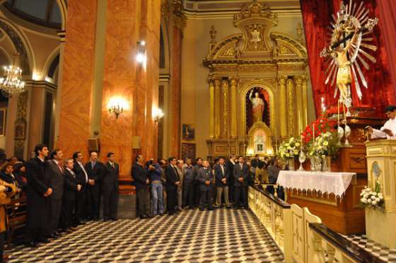 Entronizaron las imágenes del Señor y la Virgen del Milagro 