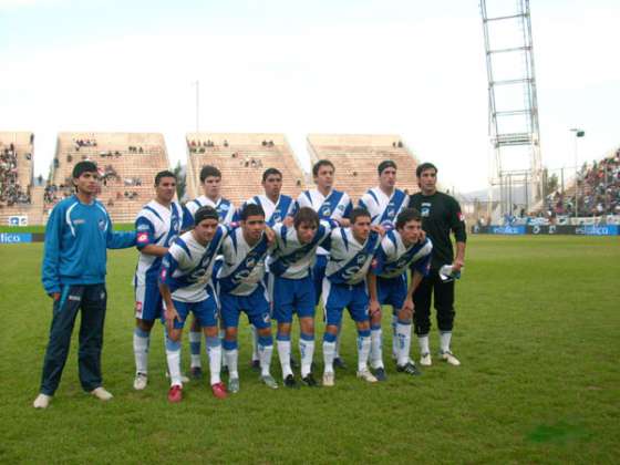 Torneo de Invierno: Juventud ganó por penales y es finalista