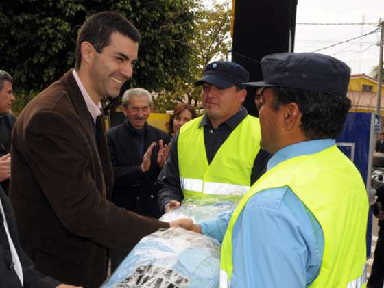 Urtubey entregó equipamiento para Joaquín V. González 