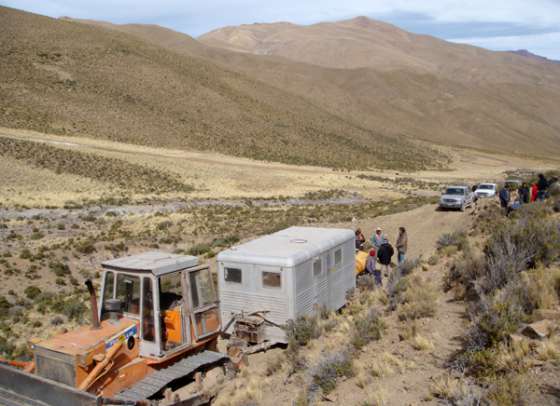 La Provincia abre un nuevo camino en el municipio Iruya 