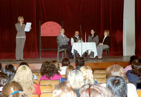 Se lanzó un programa para vacunar a los chicos en las escuelas