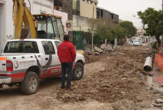 El Ente auditó obra para desagües cloacales en el Casco Céntrico 