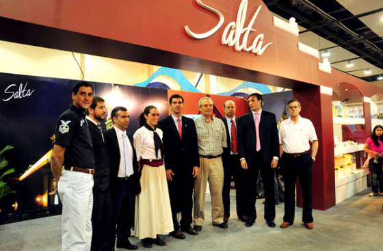 Salta muestra su oferta productiva y turística en la ExpoCruz