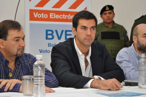 La Provincia continuará trabajando en la instrumentación del voto electrónico