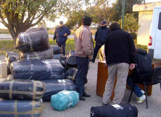 Operativo de Rentas a tours de compras provenientes de La Salada