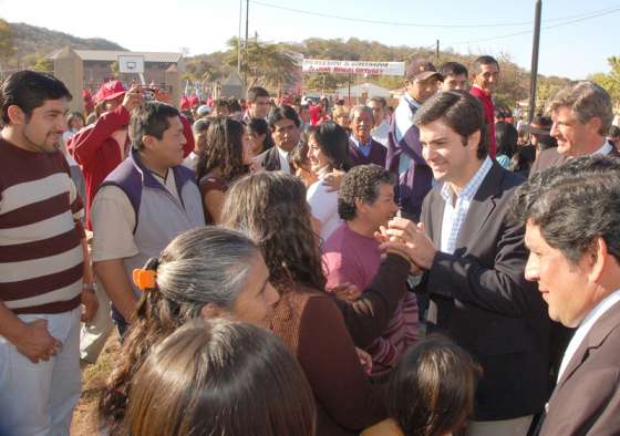 El gobernador Urtubey inauguró obras en Coronel Moldes 