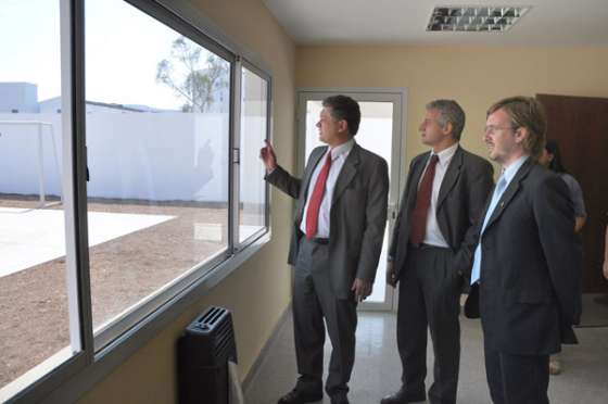 El ministro de Desarrollo Humano recorrió el Centro de Rehabilitación de las Adicciones