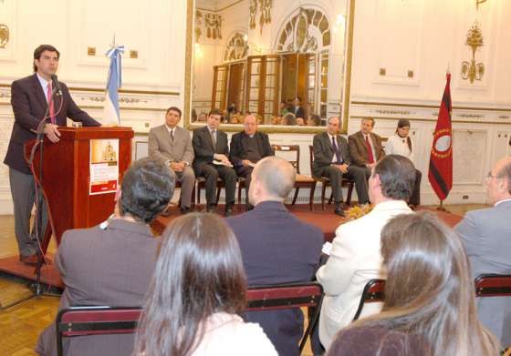 Fue presentado el Libro de Laferriere sobre la Espiritualidad de la Comunión 