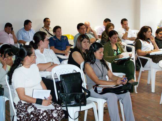 Capacitarán a docentes de unidades educativas en contexto rural 