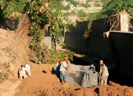 La Provincia avanza en la limpieza y remoción de lodo en Tartagal 