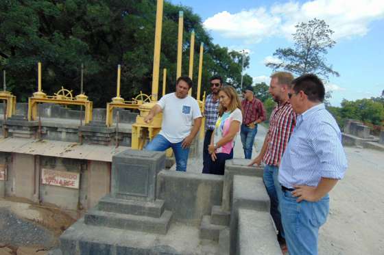 Funcionarios provinciales recorrieron obras de riego en el Valle de Lerma