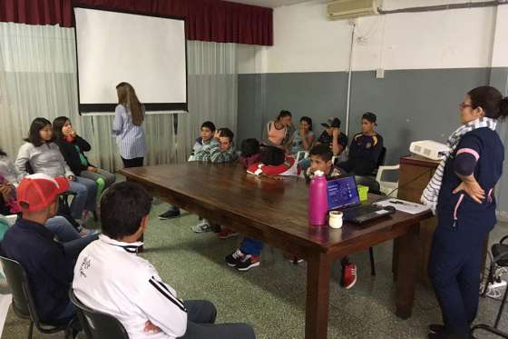 Talleres para reflexionar sobre el noviazgo adolescente